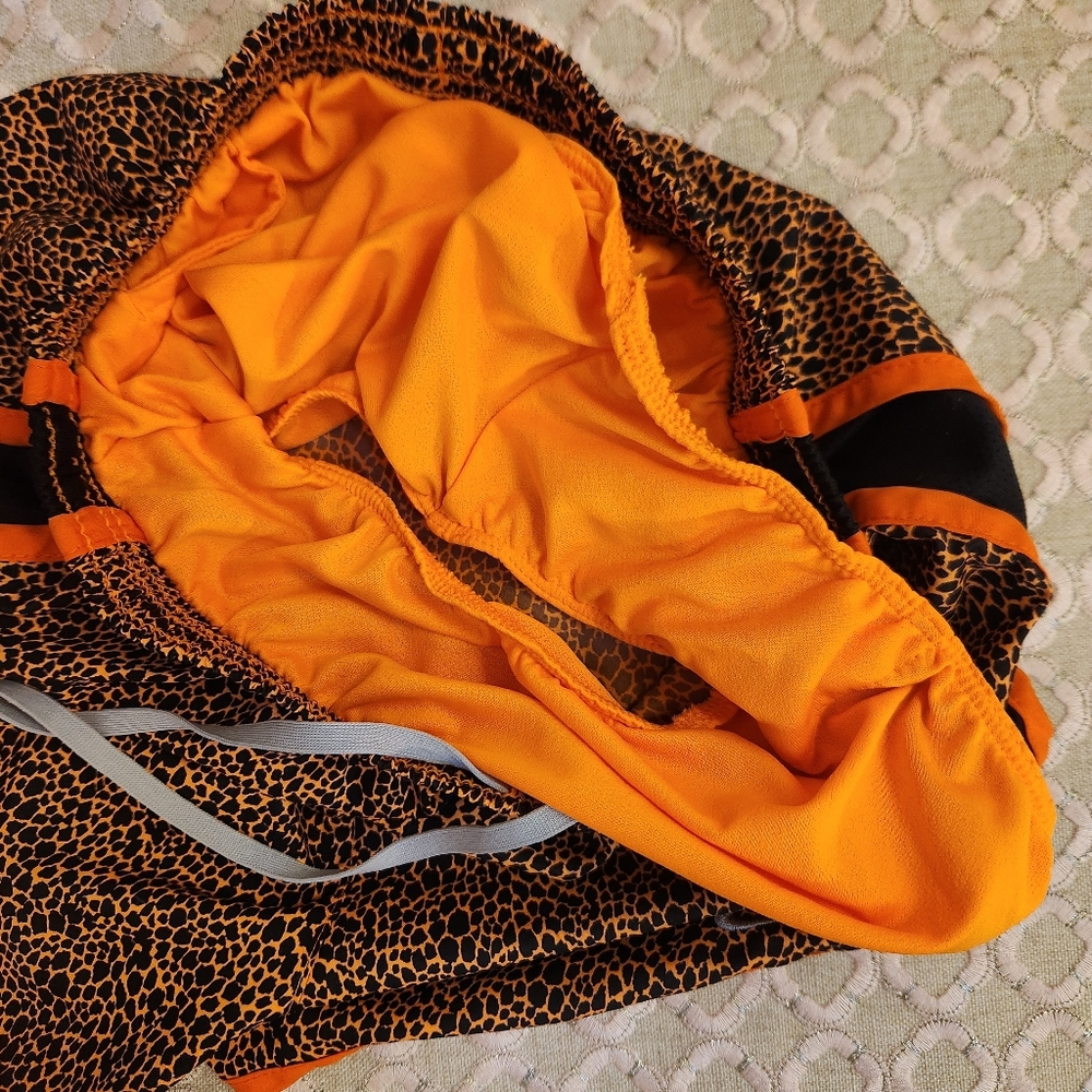 Nike Women's Tempo Dri-FIT Mid Rise Running Shorts Orange Animal Print, Size XS - Picture 4 of 12